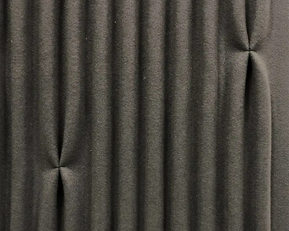 Slalom Wall Covering Tunnel